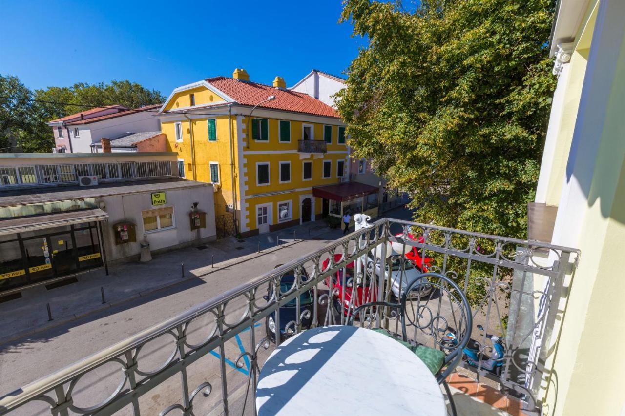 Apartments Villa Katarina セルツェ エクステリア 写真