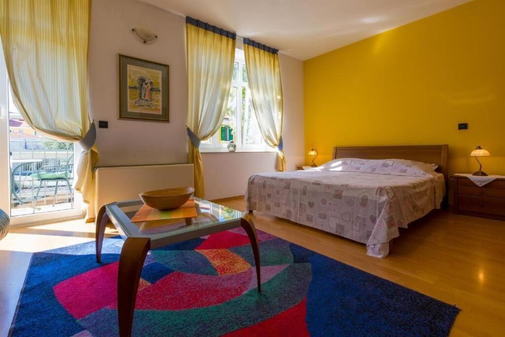 Apartments Villa Katarina セルツェ エクステリア 写真
