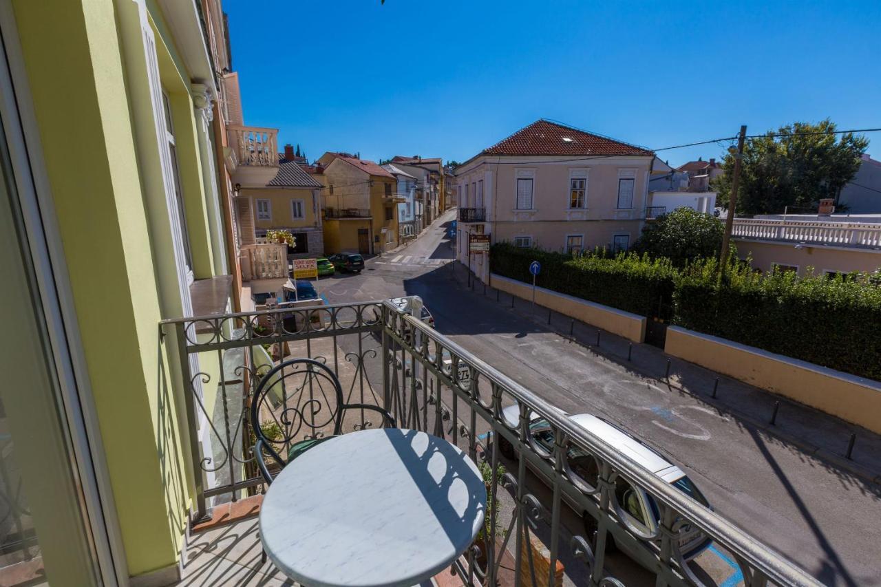 Apartments Villa Katarina セルツェ エクステリア 写真